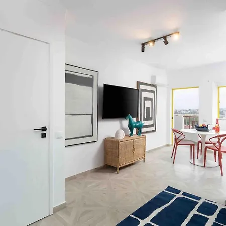 Stylish With View Apartment Portimao
